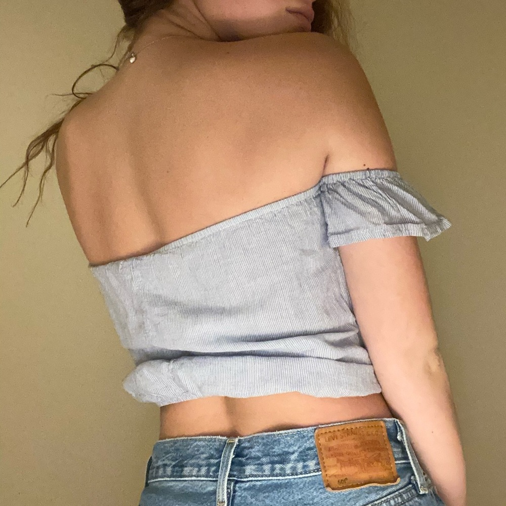 Brandy melville off the shoulder top